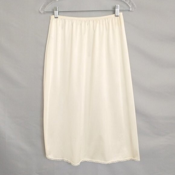 Vassarette Vintage Ivory Half Slip Under Skirt M 28" Side Split Nylon U.S.A. - Picture 2 of 8